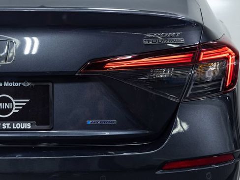 Used 2025 Honda Civic Sport Touring image 8
