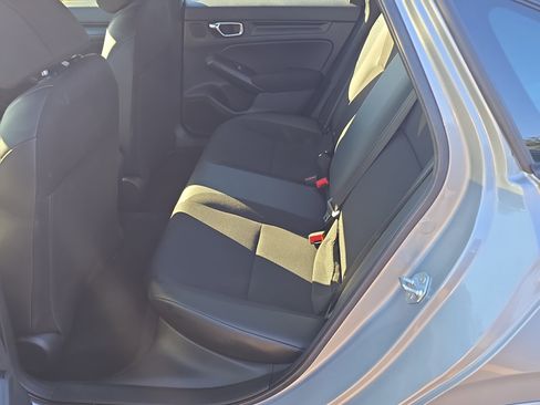 Used 2022 Honda Civic Sport image 15