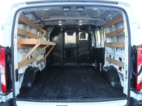 Used 2018 Ford Transit 250 130 Low Roof w/ Exterior Upgrade Package image 23