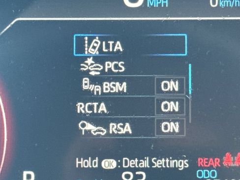 Used 2025 Toyota RAV4 XLE AWD/4WD image 19