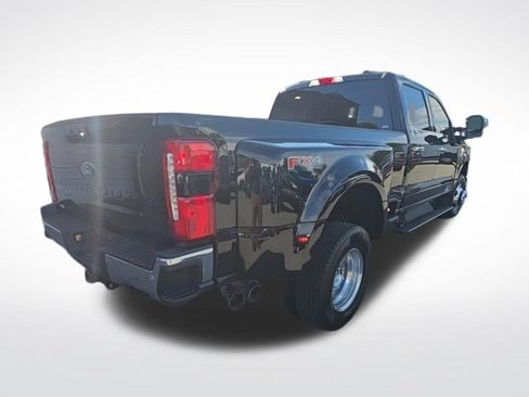 Used 2025 Ford F350 Lariat w/ Lariat Ultimate Package AWD/4WD image 9