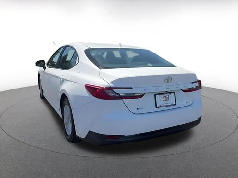 Used 2026 Toyota Camry LE FWD image 11