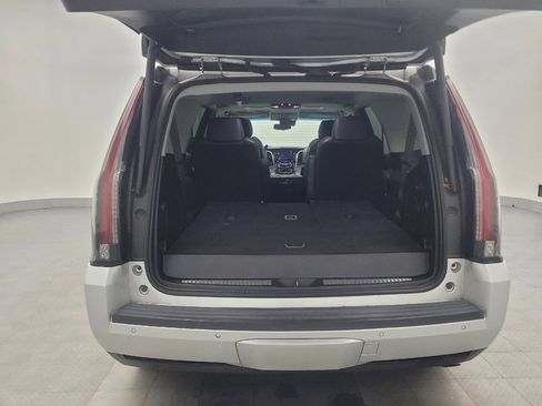Used 2018 Cadillac Escalade Luxury image 29