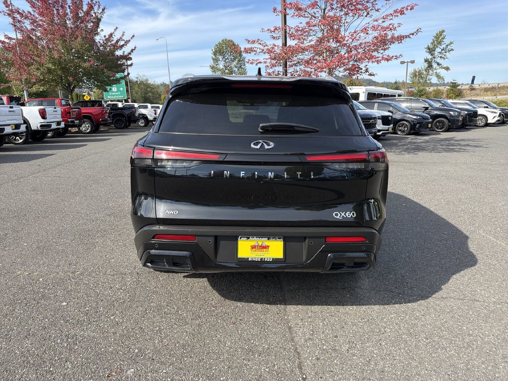 Used 2025 INFINITI QX60 Luxe AWD/4WD image 8