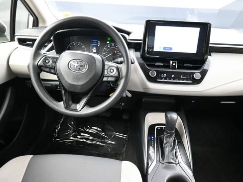 Certified 2024 Toyota Corolla LE AWD/4WD image 19