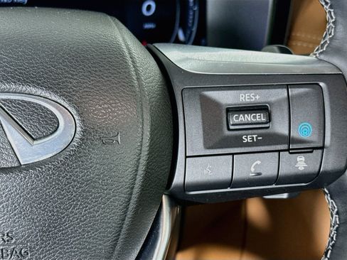 Used 2024 INFINITI QX60 Sensory AWD/4WD image 13