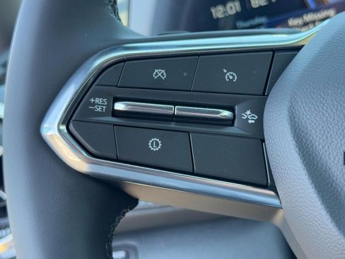 New 2026 Chevrolet Equinox LT w/ Safety and Technology Package AWD/4WD image 11