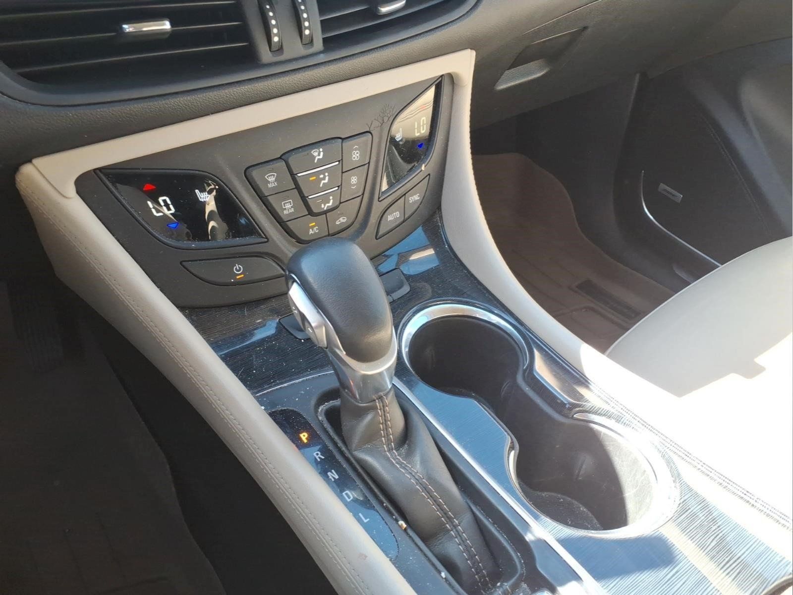 Used 2017 Buick Envision Premium AWD/4WD image 13