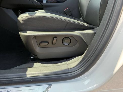 Used 2024 Buick Envision Preferred AWD/4WD image 18