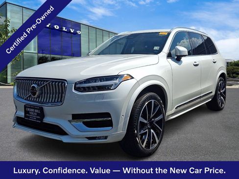 Certified 2024 Volvo XC90 B6 Plus AWD/4WD image 1