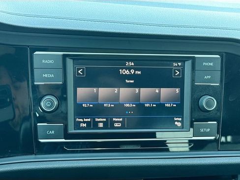 Used 2019 Volkswagen Jetta R-Line w/ R-Line Cold Weather Package image 16