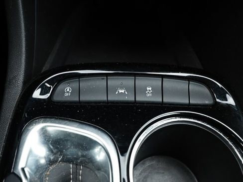 Used 2024 Buick Encore GX Sport Touring FWD image 19