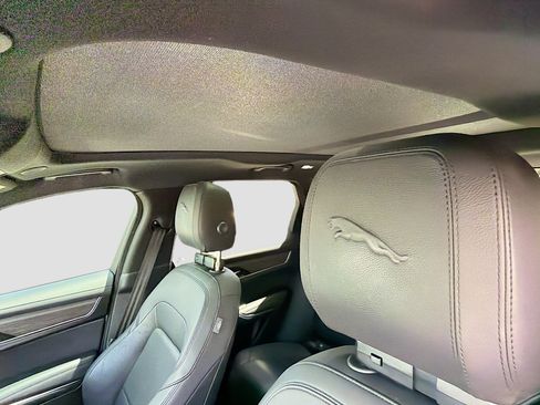 Used 2023 Jaguar F-PACE S AWD/4WD image 26