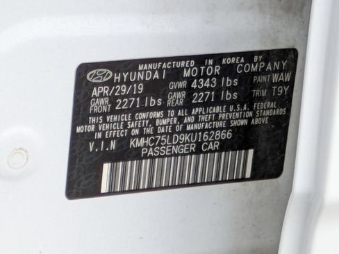 Used 2019 Hyundai Ioniq Limited FWD image 26