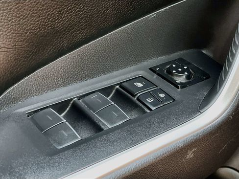 Used 2024 Toyota RAV4 XSE w/ Advanced Technology Package AWD/4WD image 17