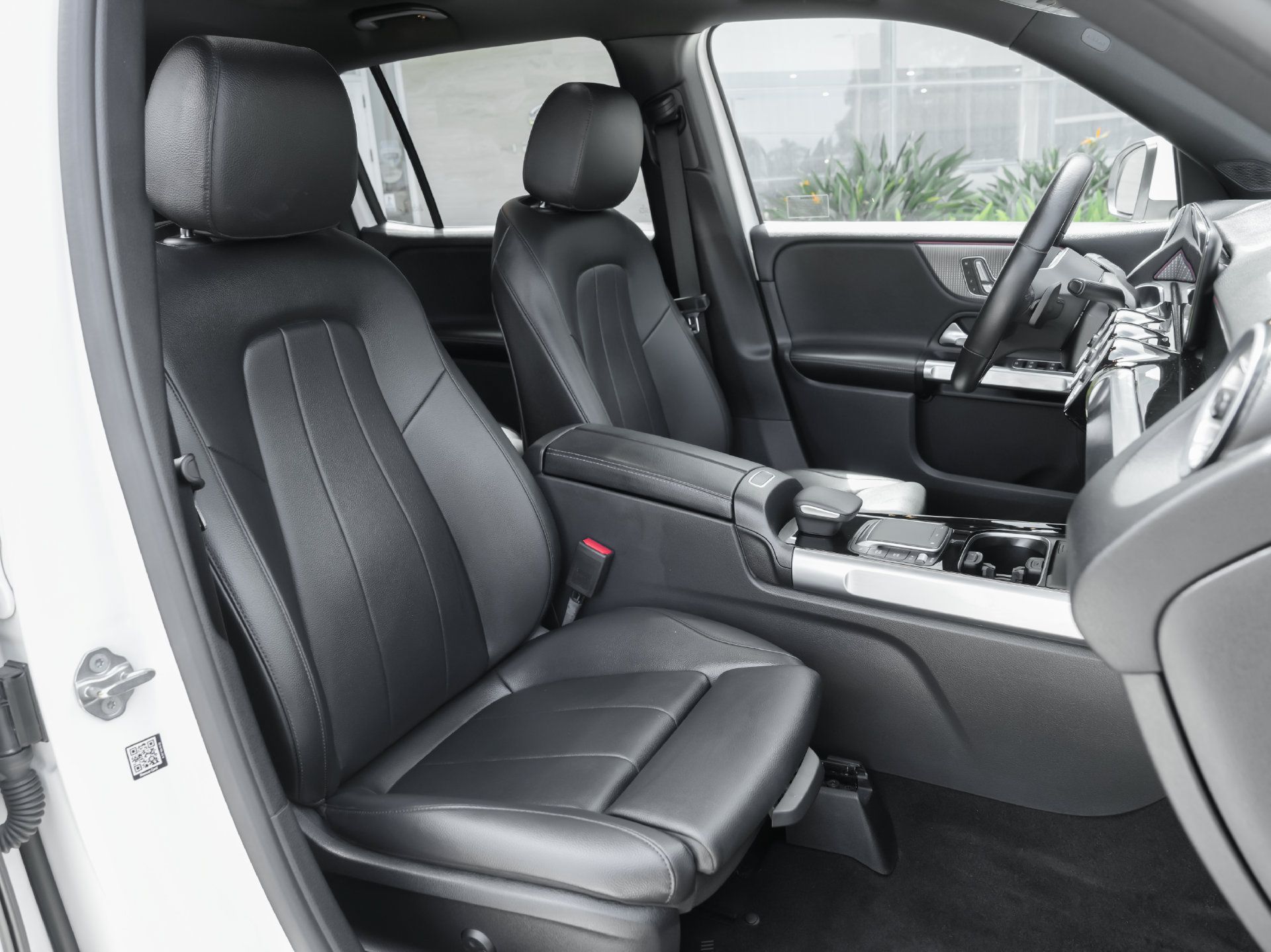 Used 2022 Mercedes-Benz GLB 250 image 41