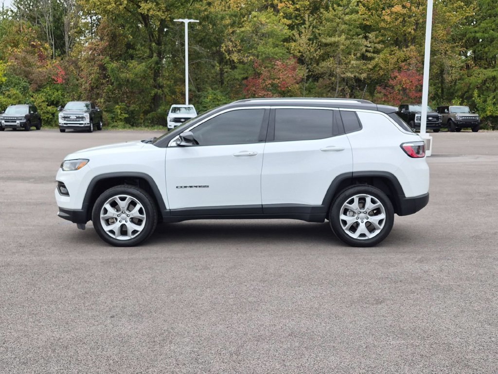 Used 2022 Jeep Compass Limited AWD/4WD image 10