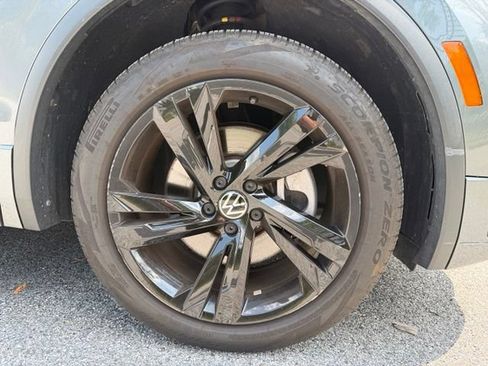 Used 2023 Volkswagen Tiguan SE R-Line AWD/4WD image 23