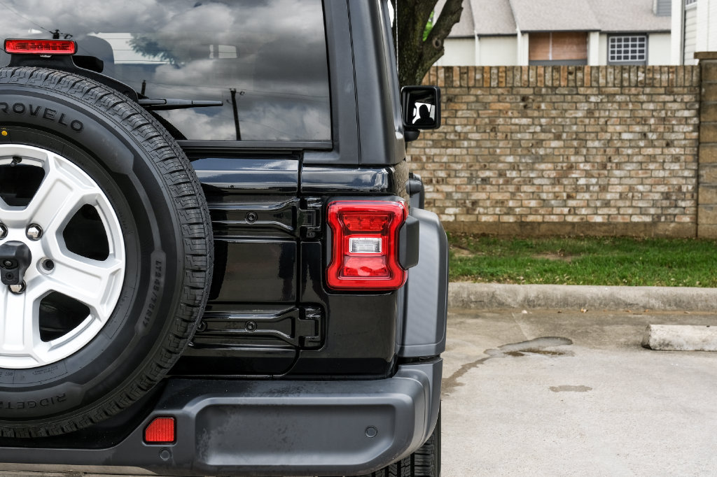 Used 2021 Jeep Wrangler Unlimited Sport AWD/4WD image 59