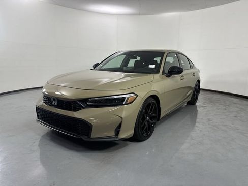 Used 2025 Honda Civic Sport image 2
