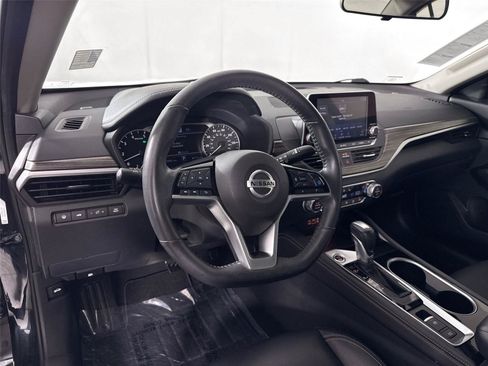 Used 2022 Nissan Altima 2.5 SL FWD image 4