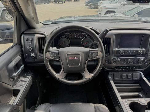 Used 2015 GMC Sierra 2500 SLT w/ Duramax Plus Package AWD/4WD image 16
