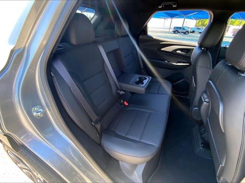 Used 2025 Chevrolet TrailBlazer RS w/ Convenience Package FWD image 20