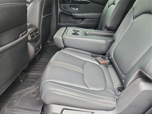 Used 2023 Honda Pilot Touring image 25