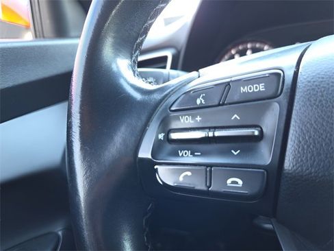 Used 2019 Hyundai Veloster 2.0 Premium image 21