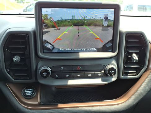 Used 2024 Ford Bronco Sport Outer Banks AWD/4WD image 15