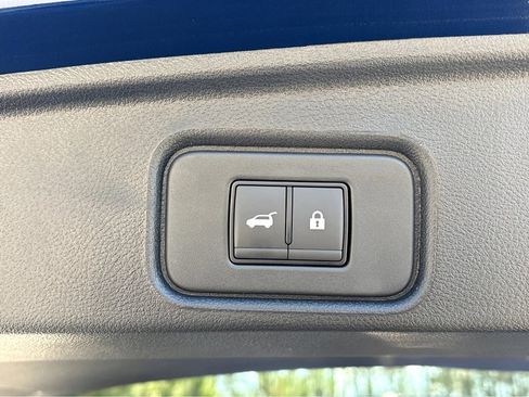 New 2026 Nissan Pathfinder SL image 31