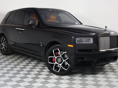 Certified 2023 Rolls-Royce Cullinan Black Badge w/ Driver's Package AWD/4WD image 9