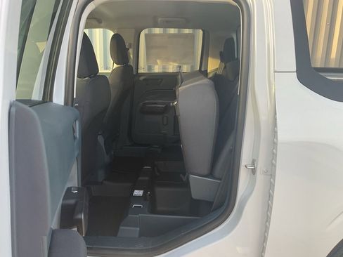 New 2025 Ford Maverick XL w/ Equipment Group 101A image 17