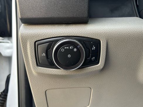 Used 2022 Ford F250 XL w/ Power Equipment Group AWD/4WD image 20