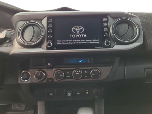 Used 2022 Toyota Tacoma TRD Off-Road w/ Black Out Package (TMS) image 24