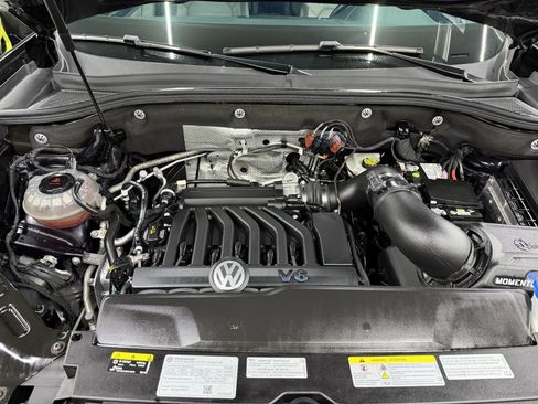 Used 2022 Volkswagen Atlas SEL Premium image 28