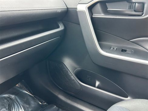 Used 2023 Toyota RAV4 LE image 15