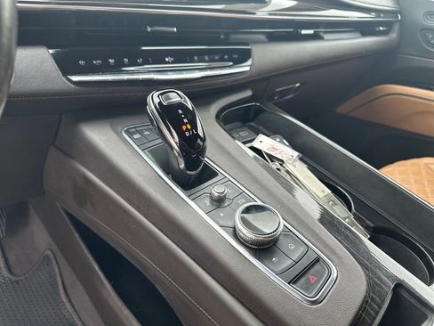 Used 2021 Cadillac Escalade ESV Sport RWD image 25