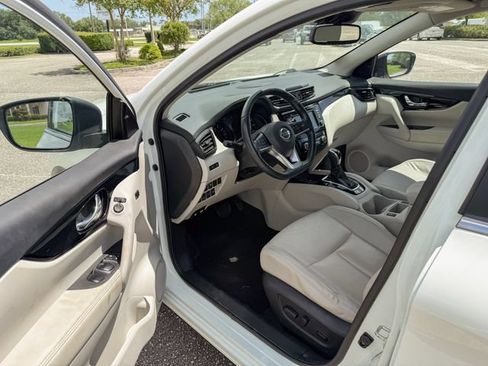 Used 2021 Nissan Rogue Sport SL w/ Premium Package AWD/4WD image 13