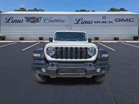 Used 2025 Jeep Wrangler Unlimited Sport AWD/4WD image 9