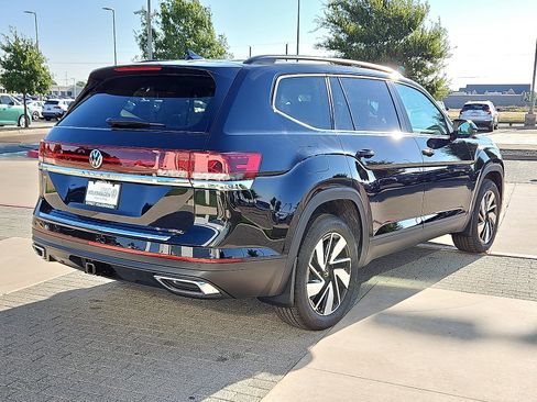New 2026 Volkswagen Atlas SE image 3