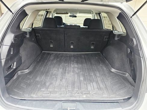 Used 2015 Subaru Outback 2.5i Premium AWD/4WD image 18