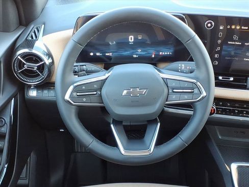 New 2026 Chevrolet Equinox ACTIV w/ Convenience Package III image 7