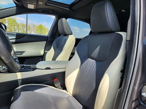 Used 2024 Lexus NX 350 AWD image 9