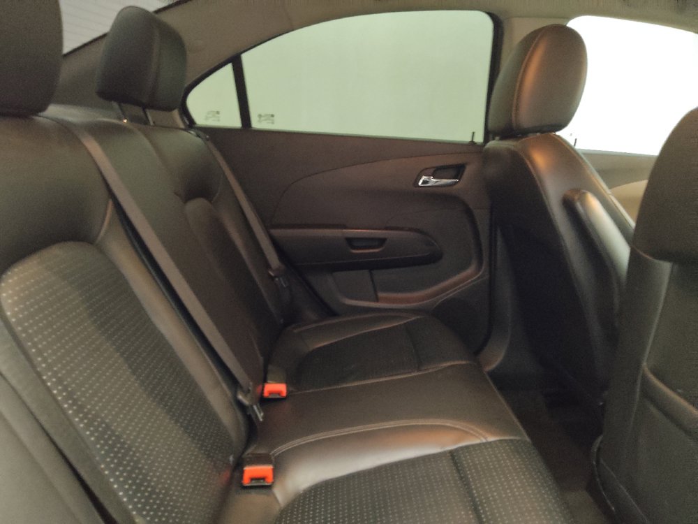 Used 2020 Chevrolet Sonic Premier FWD image 19