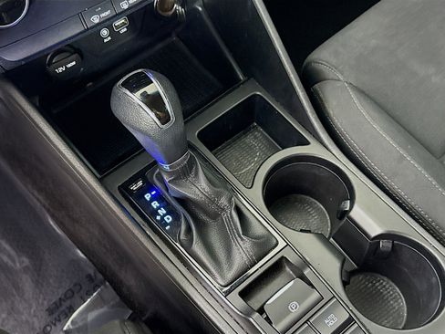 Used 2020 Hyundai Tucson SE image 20