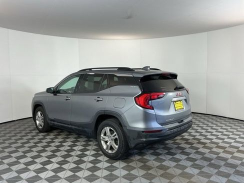 Used 2020 GMC Terrain SLE w/ Driver Convenience Package image 7
