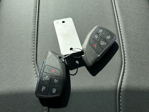 Used 2023 Chevrolet Silverado 1500 RST image 10