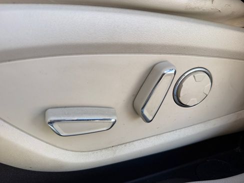 Used 2019 Lincoln MKC Reserve FWD image 14