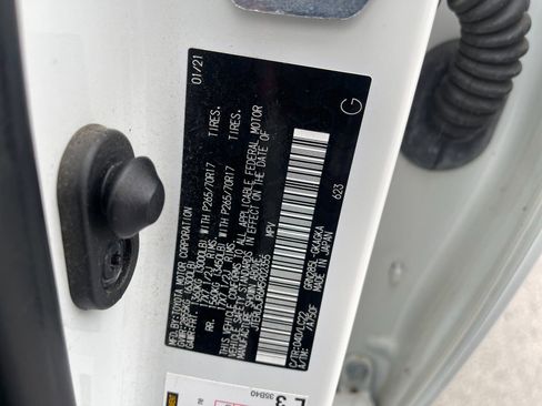 Used 2021 Toyota 4Runner TRD Off-Road Premium image 33